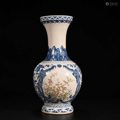 A BLUE WHITE FAMILLE ROSE FLOWER BIRD MOTIF PORCELAIN VASE