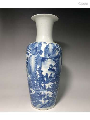 A BLUE AND WHITE MALLET VASE, QIANLONG MARK