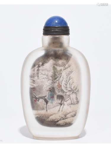 A SNUFF BOTTLE