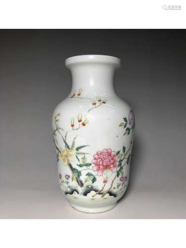 A FAMILLE ROSE VASE