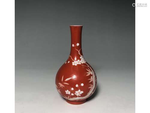 A RED-GLAZED BOTTLE VAVSE, GUANGXU MARK