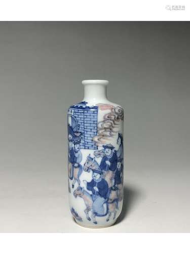 A BLUE AND WHITE SNUFF BOTTLE