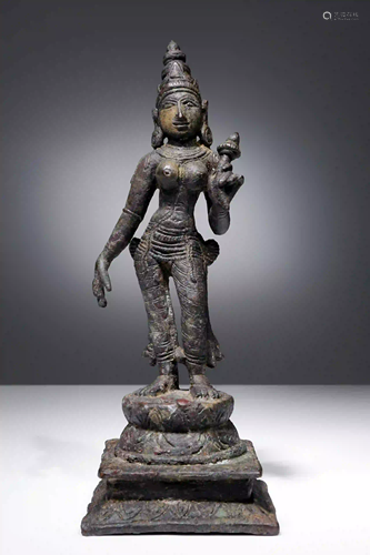 STANDING PARVATI