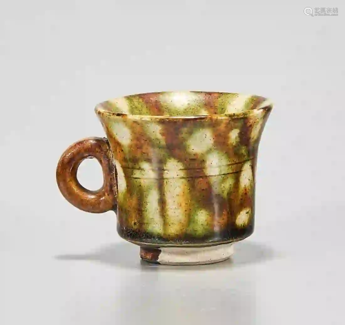 Small Chinese Sancai-Type Glazed Tea Cup