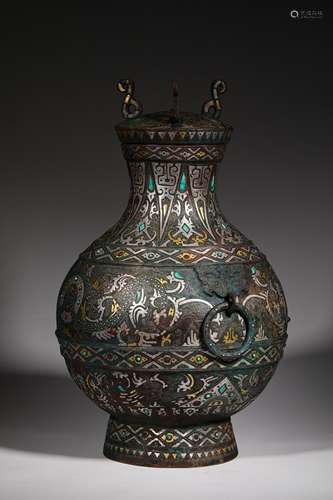 A WARRING STATES PERIOD GOLD AND SILVER INLAID DRAGON PATTERN BOTTLE