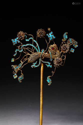 A QING DYNASTY SILVER GILDED POINT CUI HAIR STICK