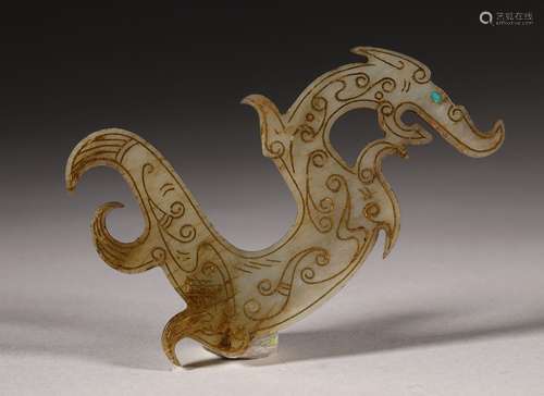 A WARRING STATES PERIOD GOLD INLAID DRAGON PATTERN PENDANT