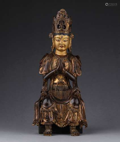 A MING DYNASTY GILTING BRONZE GUANYIN STATUE