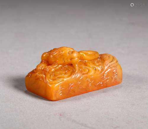 A QING DYNASTY TIANHUANG STONE SEAL