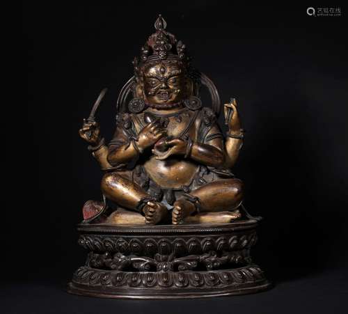 A CHINESE VINTAGE GILT BRONZE BUDDHA STATUE