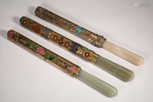 A SET OF QING DYNASTY SILVER GILT BLUING JADE HANDLE KNIVES