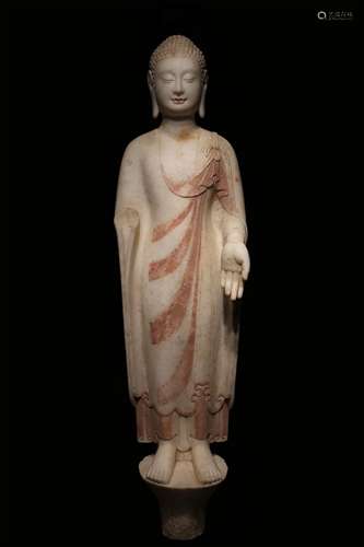 A NORTHERN QI DYNASTY WHITE MARBLE BUDDHA STATUE