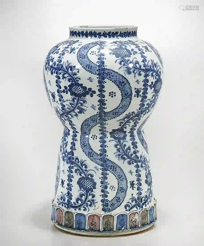 Chinese Blue and White Porcelain Vase