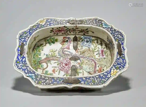 Chinese Enameled Porcelain Basin