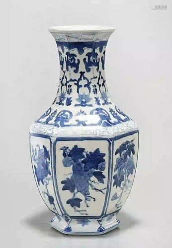 Chinese Blue and White Porcelain Hexagonal Vase