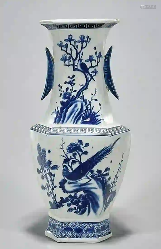 Chinese Blue and White Porcelain Hexagonal Vase