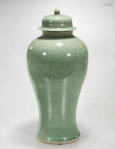 Chinese Green Crackle Glazed Porcelain Covered Vase