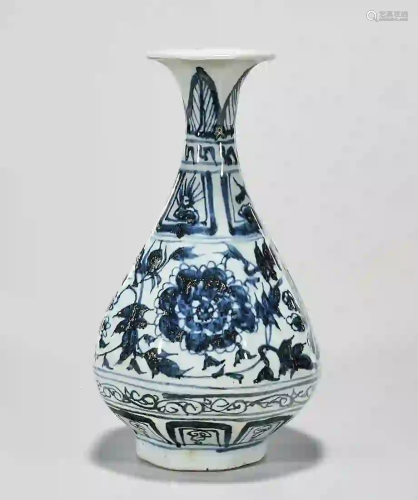 Chinese Blue and White Porcelain Octagonal Vase