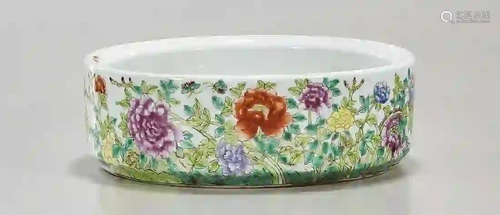 Chinese Enameled Porcelain Brush Washer