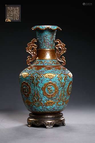 A QING DYNASTY BROWNE GLAZE VASE