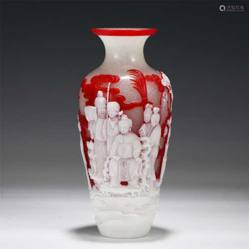 CHINESE COLORED GLASSWARE FIGURE STORY VASE