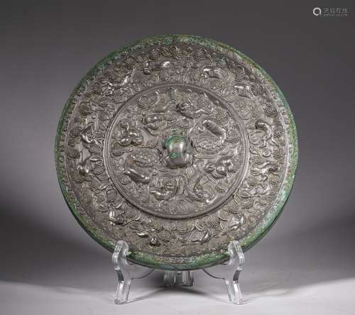 A TANG DYNASTY SEA BEAST GRAPE MIRROR