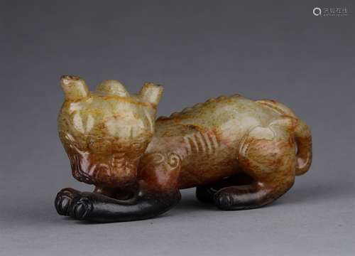 A MING DYNASTY CARVED JADE ORNAMENT