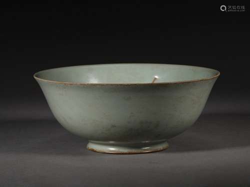 A NORTHERN SONG DYNASTY RU KILN BOWL