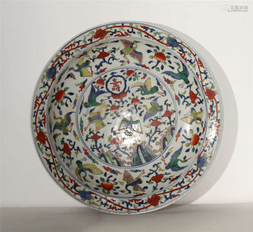CHINESE WUCAI PORCELAIN PLATE WITH PATTERN LONGEVITY