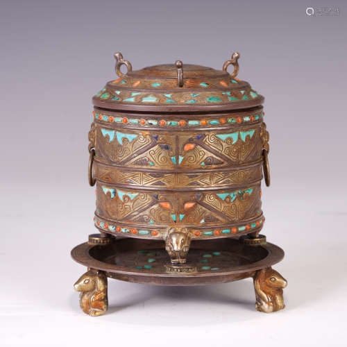 A CHINESE PURE SILVER INLAID GEMSTONES LIDDED CENSER WITH TRAY