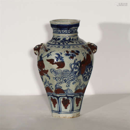 CHINESE BLUE AND WHITE AND PURPLE DISH MOUTH BOTTLE WITH FIGURE STORY PATTERN