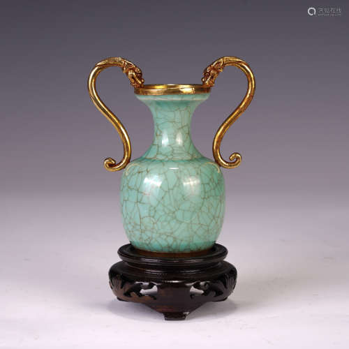 A CHINESE OLD KILN VIEWS VASE WITH TWO BEAST HANDLE