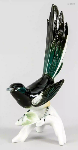 Bird on branch, Ens, polychrome pai