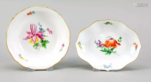 Two small bowls, Meissen, 1x Pfeiff