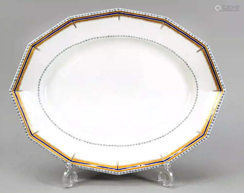 Large oval platter, Nymphenburg, en