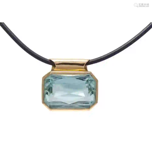 Aquamarine pendant GG 750/000 with