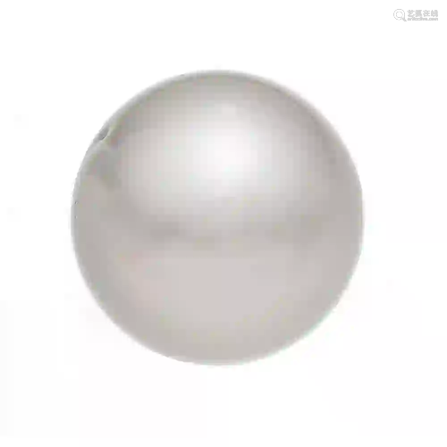 South Sea pearl 13.7 mm, with very