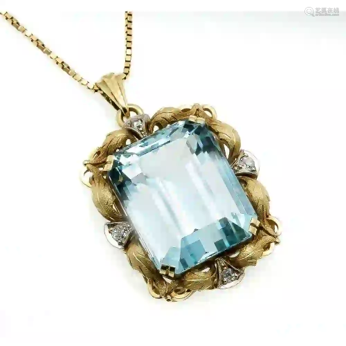 Aquamarine diamond pendant GG / WG