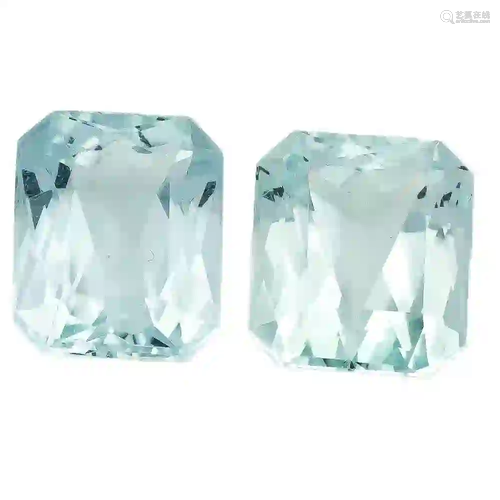 2 aquamarines, total 23.44 ct, lig