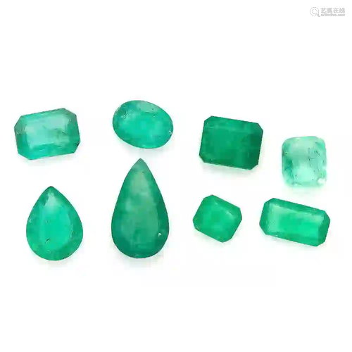 Mixed lot of 8 emeralds, total 18.