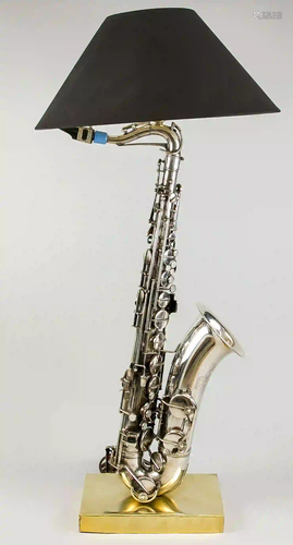 Saxophone lamp, Mariage of the 20th