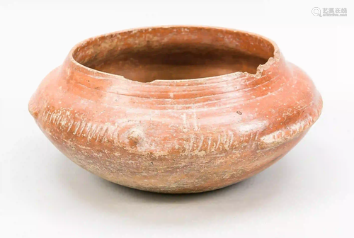 Ceramic bowl of the Mayan culture,