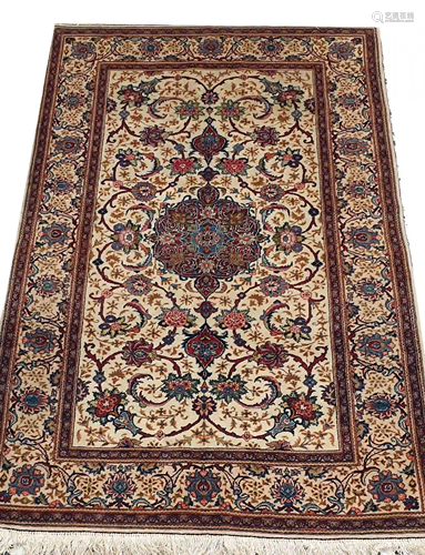 Silk rug, 212 x 131 cm