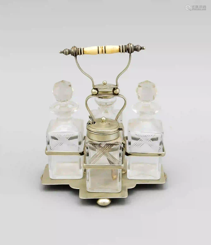 Cruet, England, 20th c., plated, 4