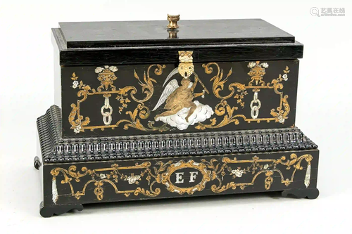 Lidded box with boulle marquetry, 1