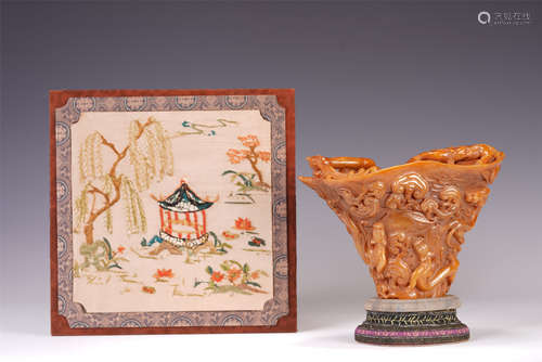 A CHINESE TIANHUANG CARVED DRAGON PATTERN CUP