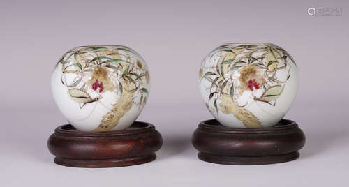 PAIR OF CHINESE ENAMEL FLOWER POEMS PATTERN JAR