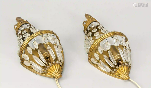 Pair of wall appliques with crystal