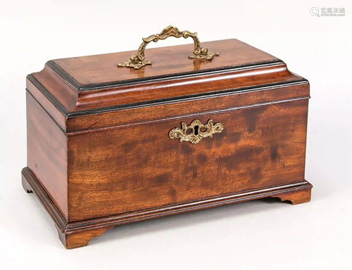 Casket with hinged lid, late 19th c