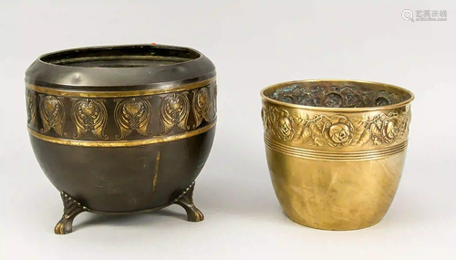 2 cachepots, 20th c., brass. 1 x wi